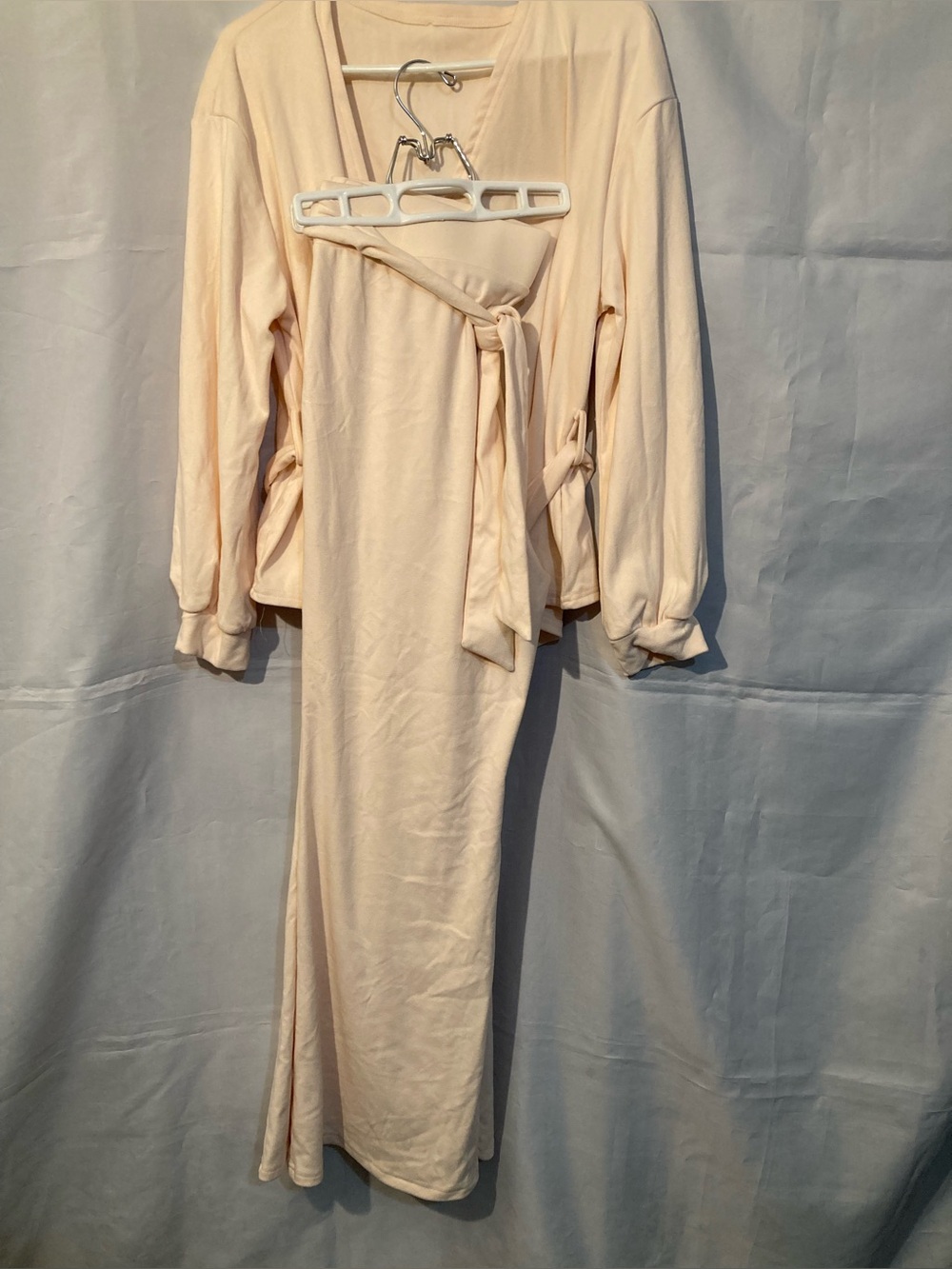 Women’s Cream Wrap Robe and Nightgown Set